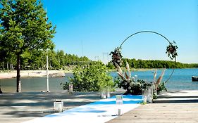 Beach Hotel Santalahti  2*